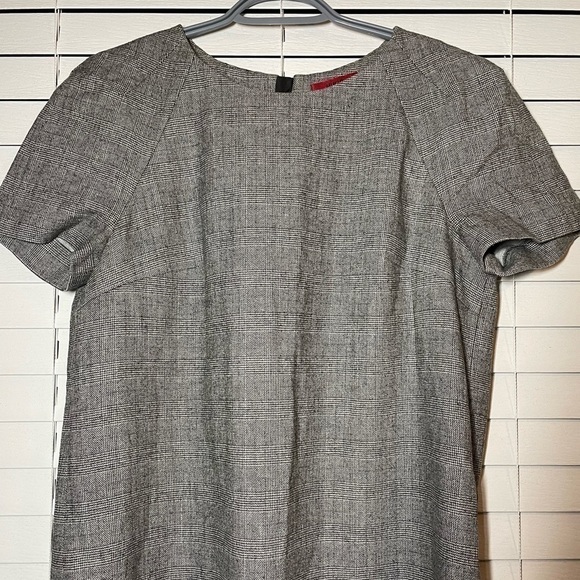 Hugo Hugo Boss Short Sleeve Wool Dress size US 6 - Picture 5 of 5
